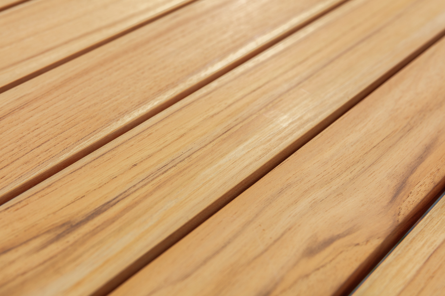 Masa Exterior Rectangulara VEGA Zolia, Sipca Teak si Cadru Aluminiu Russet, 130x80x76 cm, Rezistenta la Intemperii si UV, Certificare FSC, 4-6 Persoane