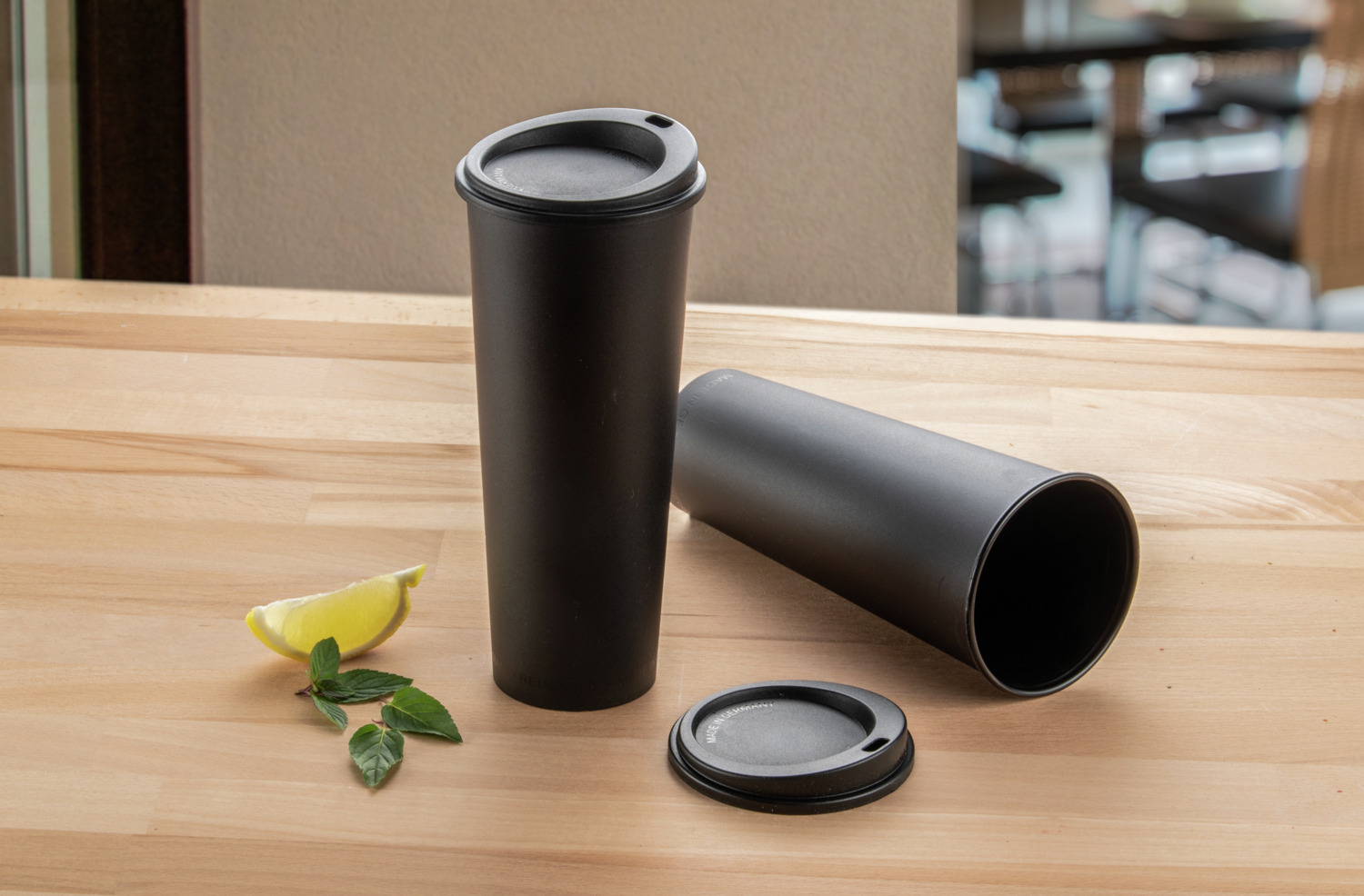 elasto REuse Michigan Reusable Cup with Lid, Black, 500 ml, BPA-free Recyclable Polypropylene, Microwave and Dishwasher Safe, Set of 25 Pieces