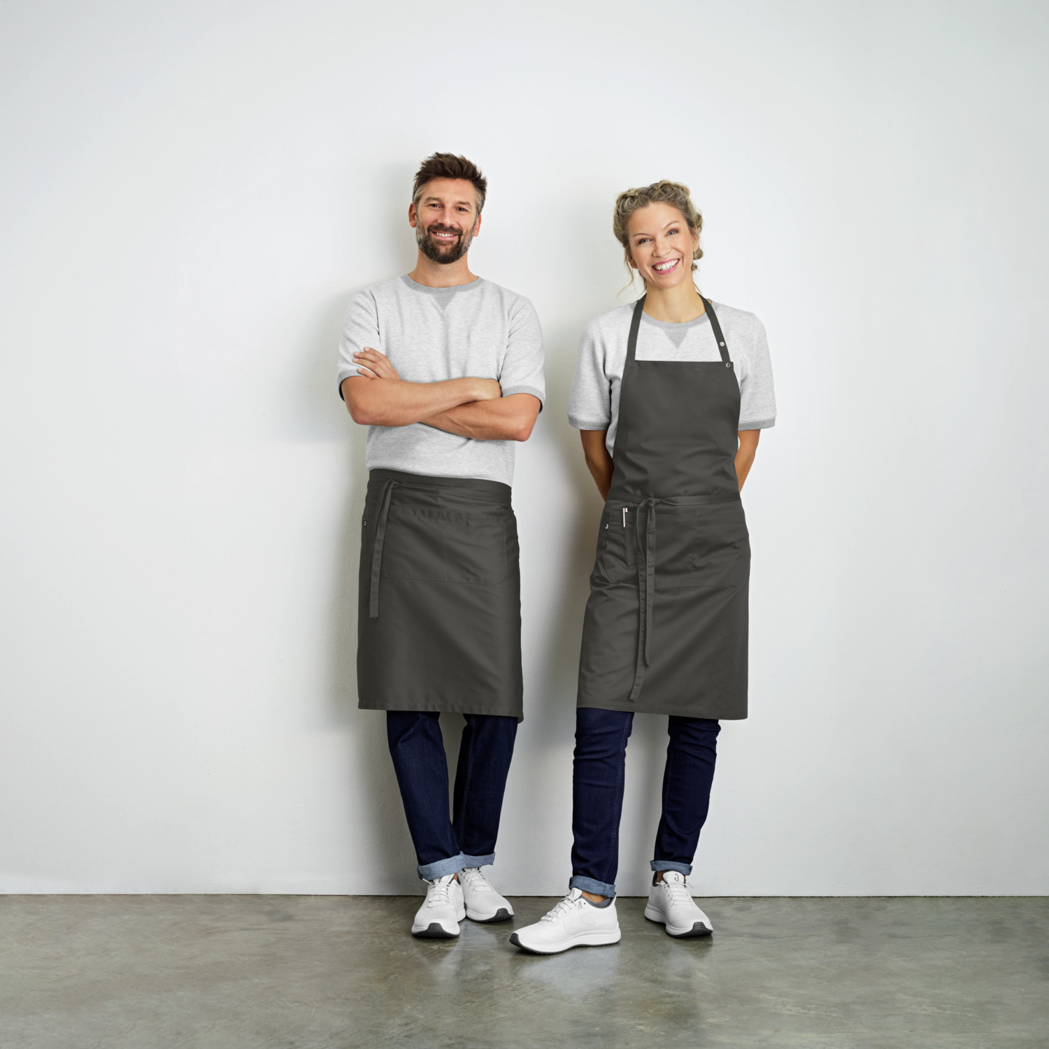 Jobeline Nando Waist Apron, 60x100 cm, Polyester-Cotton Blend, Gray-Brown, with Front and Pen Pockets, OEKO-TEX Standard 100