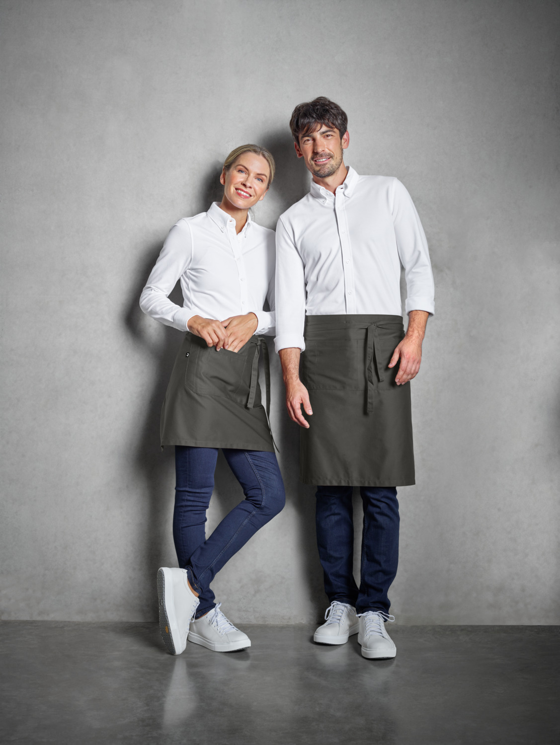 Jobeline Nando Waist Apron, 60x100 cm, Polyester-Cotton Blend, Gray-Brown, with Front and Pen Pockets, OEKO-TEX Standard 100