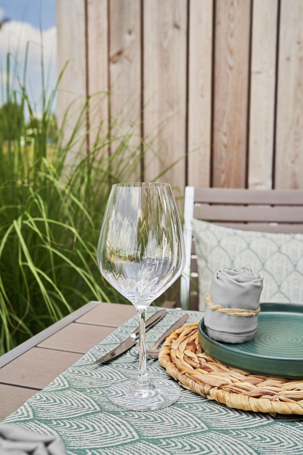 VEGA Leya Rosé and All-round Wine Glasses, High-Quality Crystal Glass, 430 ml, Textured Surface, Dishwasher-safe, Set of 6