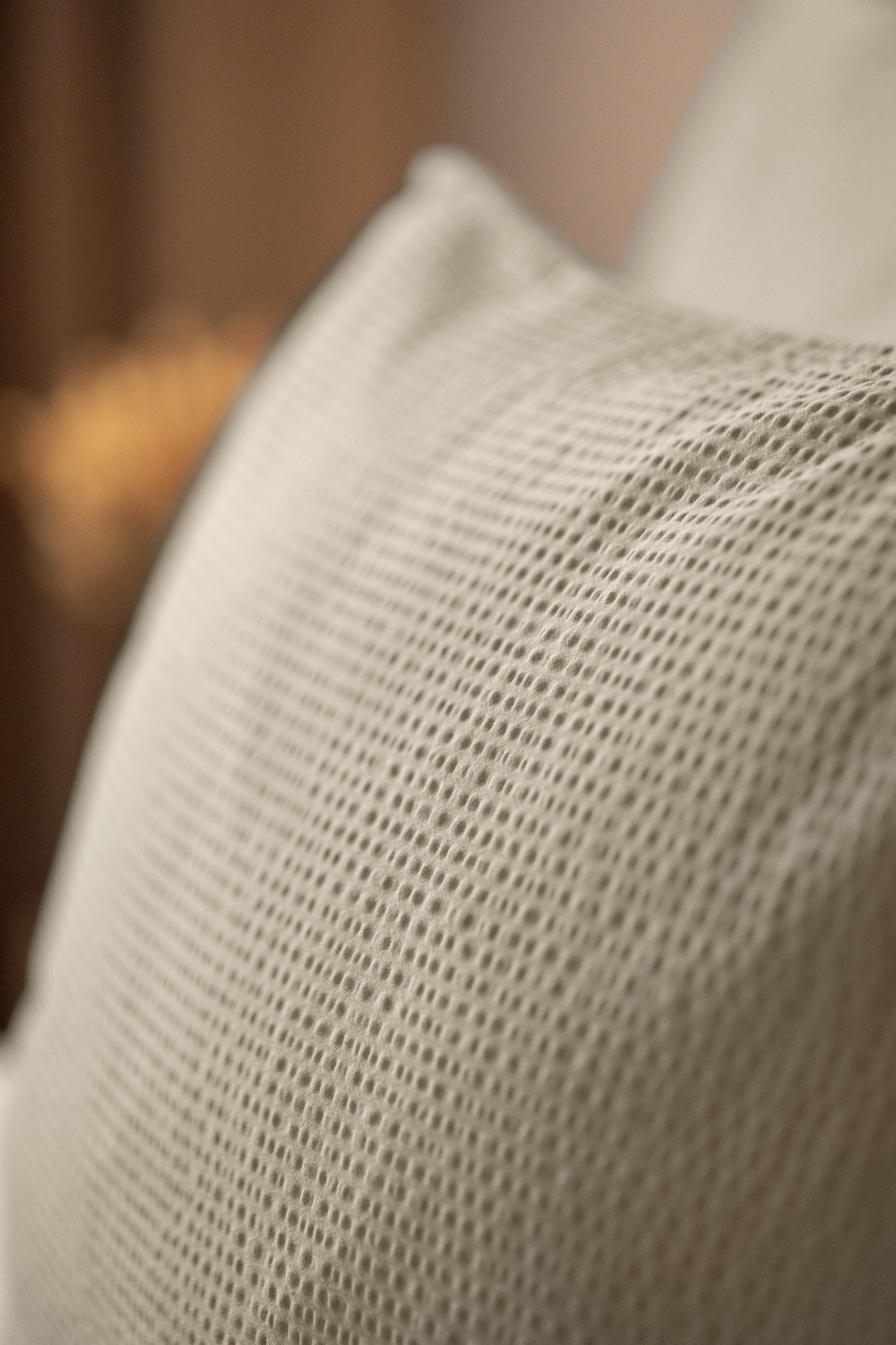 ERWIN M. LUSINI Solutions GmbH Avellino Pillow Cover, 100% Cotton Woven Seersucker, 80 x 80 cm, Beige, Non-Iron, Breathable, OEKO-TEX Standard 100