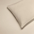 Husa Perna ERWIN M. LUSINI Avellino, 100% Bumbac Seersucker, 65 x 100 cm, Bej, Fara Calcat, Respirabila, Reglare Temperatura, Certificare OEKO-TEX Standard 100