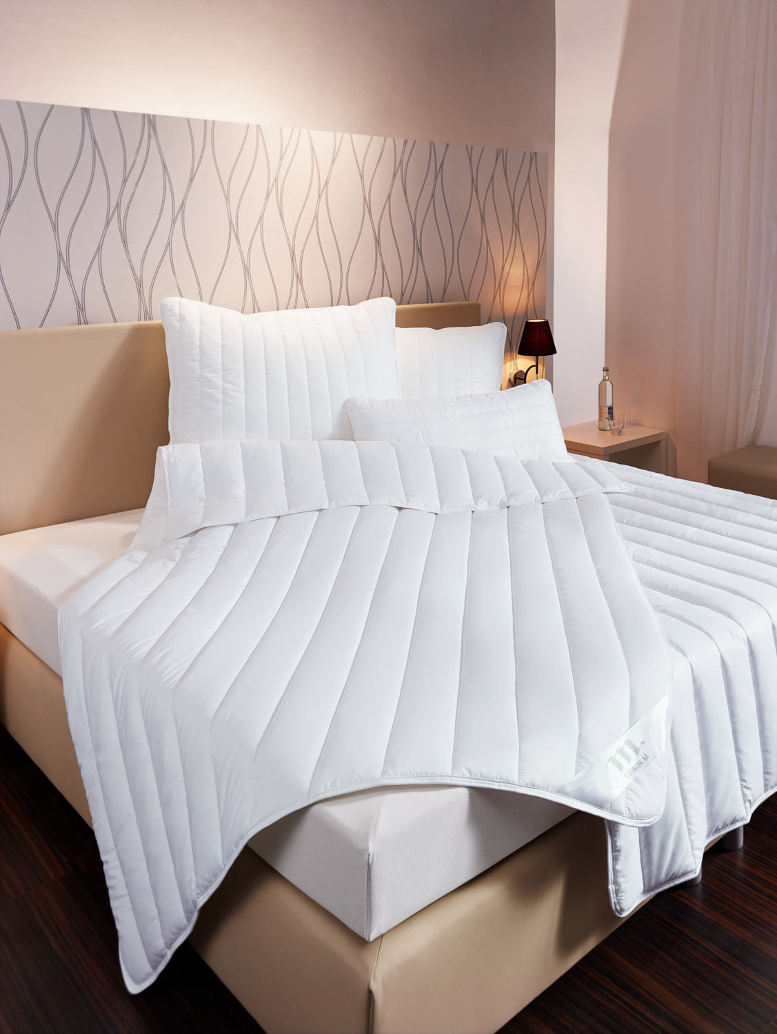 ERWIN M. Larentina Duvet, 140 x 200 cm, White, 100% Cotton Cover, 3M Thinsulate Polyester Filling, Breathable, OEKO-TEX Standard 100