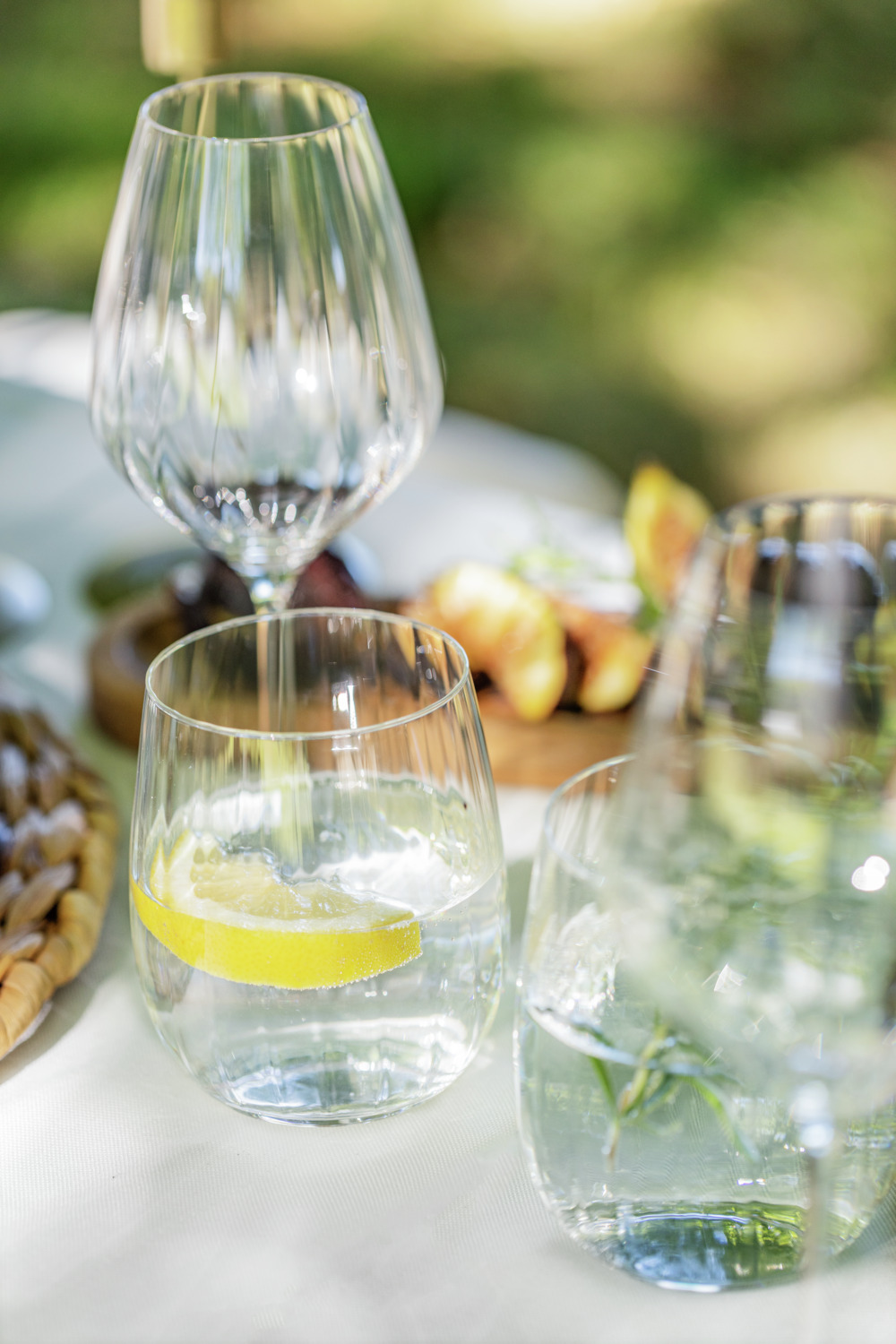 VEGA Leya Crystal Glass Set of 6, 460ml Universal Whisky and Cocktail Glasses, Transparent Textured Glassware, Dishwasher-Safe, 10.3cm Height
