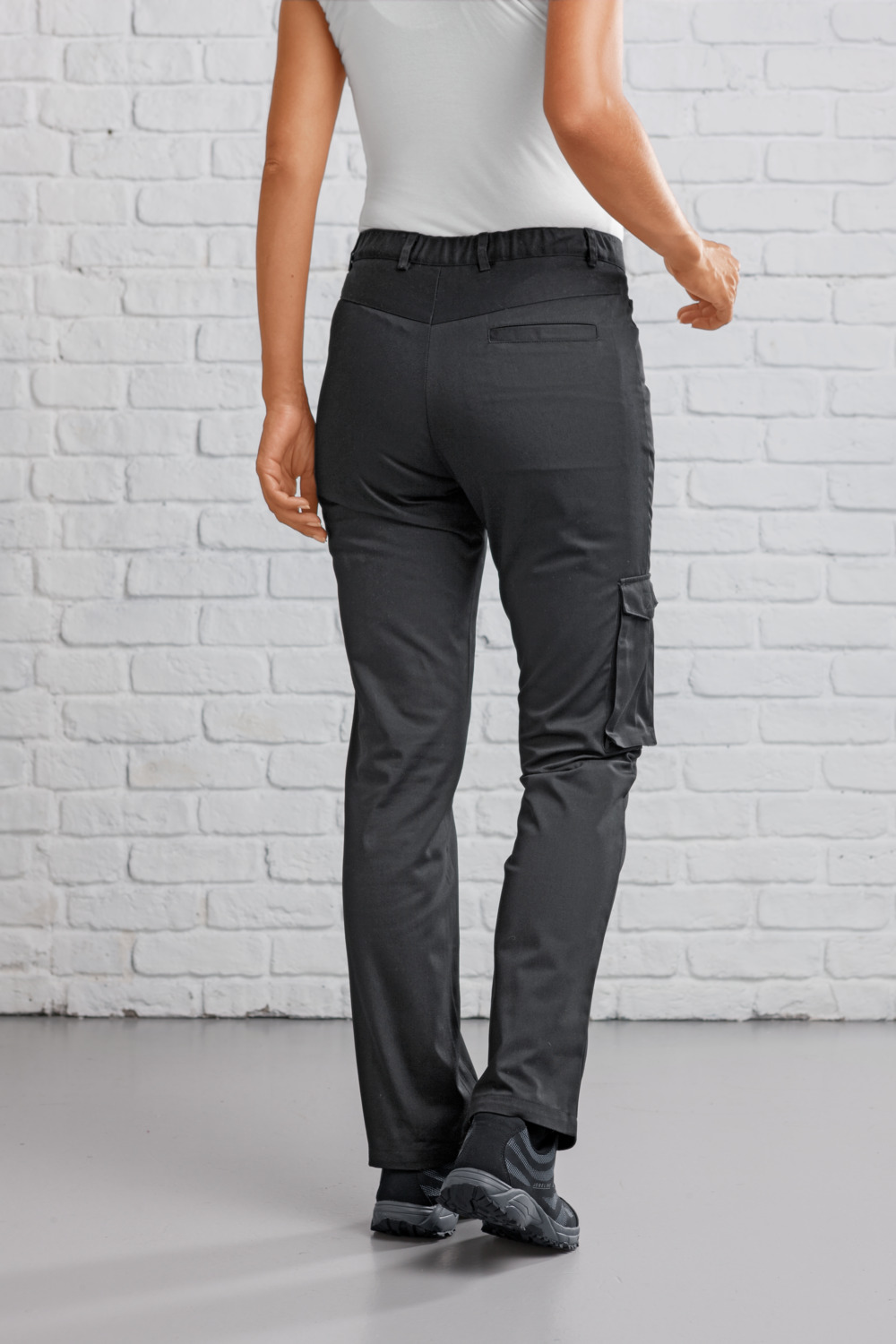 Jobeline Avito Women's Chef Trousers, 65% Polyester 35% Cotton, Straight Cut, High Stretch Waistband, Stain-Resistant, OEKO-TEX Certified