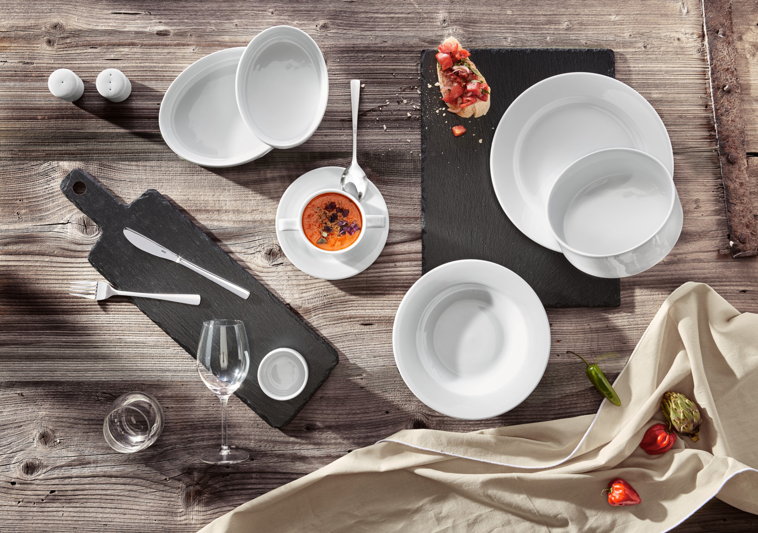 VEGA Base Porcelain Saucers, White Round Soup Tea Latte Plates, 17 cm Diameter, Dishwasher and Microwave Safe, Set of 6
