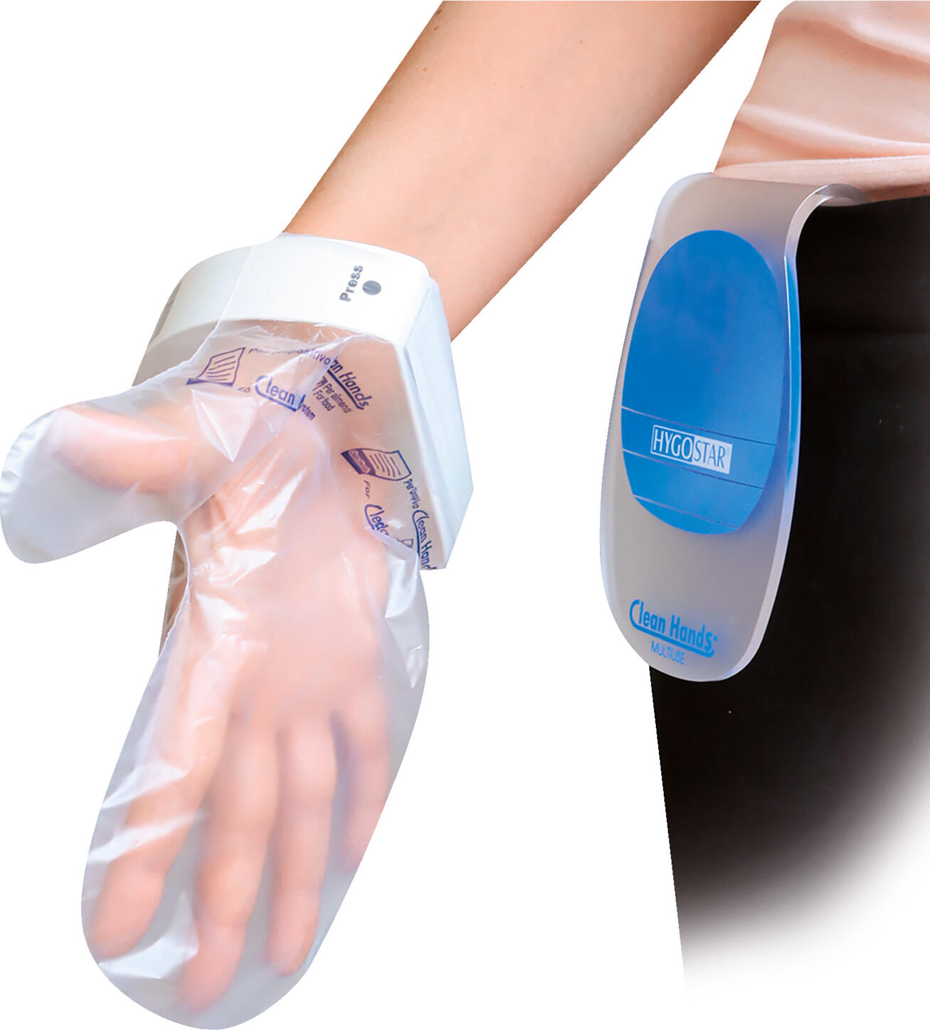 Hygostar Sales glove magnet set Prime Verkaufshandschuh-Magnet Set Prime Sales glove magnet set Prime; transparent Verkaufshandschuh-Magnet Set Prime; transparent Innovative set for quick, convenient and hygienic access to food. Contents: 1 cuff for magnetic fixation of the glove when not in use, 1 holder, magnetic, with secure grip of the cuff - both made of plastic and 5 hygienic gloves made of Ceox polyester (mitten). Incl. instructions for use. Glove easily exchangeable. Innovatives Set bestehend aus 1 x Kunststoffring, 1 x Ablage für die Theke und 5 x Hygiene- Fäustling-Handschuh aus Ceox Polyester. Schneller, bequemer und hygienischer Zugriff auf Lebensmittel. Durch die Benutzung des Verkaufshandschuh-Sets Magnet Prime kommen Sie bequem in den Handschuh rein und nach Benutzung wieder raus. Durch das Tragen vermeiden Sie eine Kontamination der Lebensmittel. Der Handschuh lässt sich nach Benutzung, durch einen Magneten auf der Unterseite der Manschette am Körper fixieren, womit er allzeit erreichbar ist. Handschuh einfach austauschbar. Inkl. Gebrauchsanweisung.