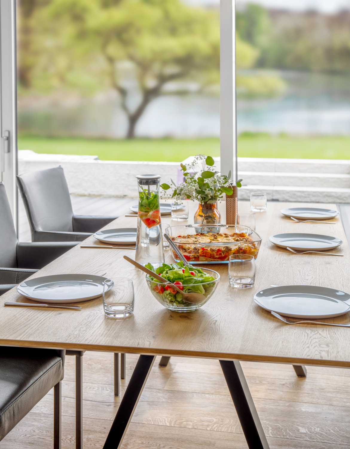 Pulsiva Palermo Salad Cutlery Set of 2 Pieces, 18/0 Chrome Stainless Steel, Mirror Finish, 26.2 cm, Rust-free and Dishwasher Safe, Silver