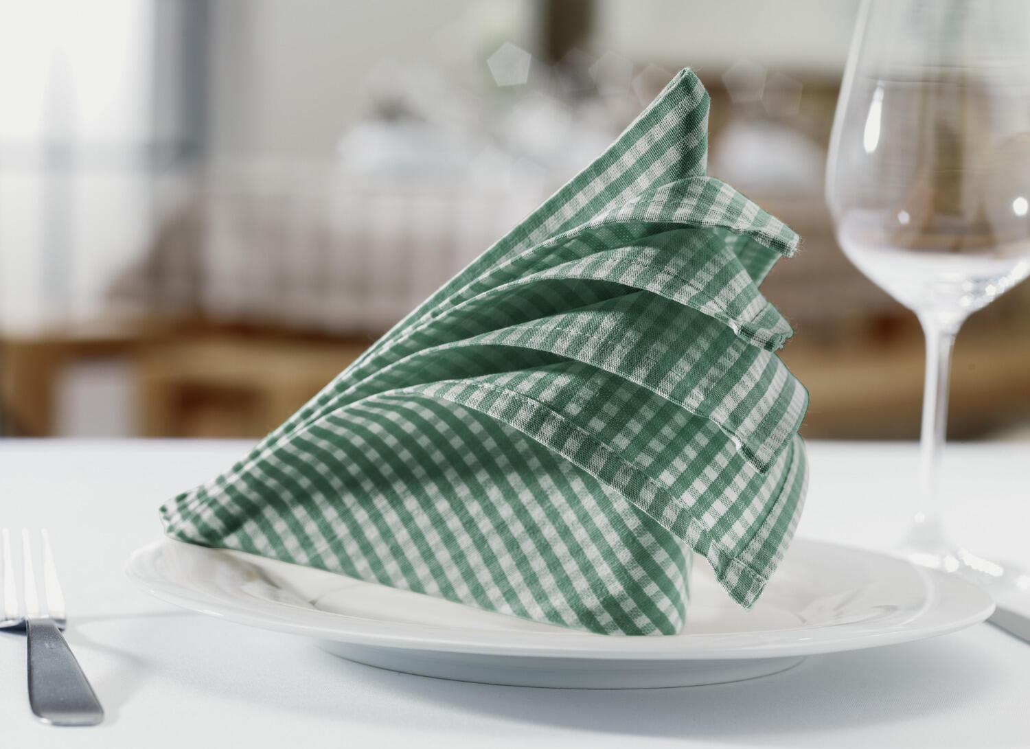 Set de 6 servete ERWIN M. La Villa, 50 x 50 cm, Carou Vichy Verde, 50% bumbac 50% poliester, Intretinere Usora si Uscare Rapida