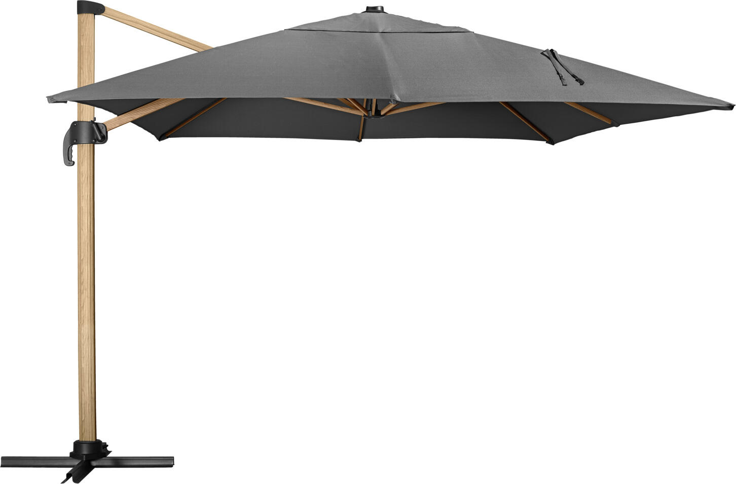 VEGA LUSINI Solutions GmbH Sunshade Terrado Ampelsonnenschirm Terrado Sunshade Terrado; 300x400x275 cm (LxWxH); anthracite/brown; rectangular Ampelsonnenschirm Terrado; 300x400x275 cm (LxBxH); anthrazit/braun; rechteckig Rectangular sunshade made of sturdy, powder-coated aluminum frame in wood look and 100% polyester cover. * Cover made of 230 g/m² * Weatherproof, lightfast, UV protection (UV radiation 50 +), water-repellent * Roof surface can be rotated through 360° using the foot pedal * Can be swiveled by 45° * Crank for easy opening and closing * Includes protective cover and plate sunshade stand (fastening with standard paving slabs 4x 50x50 cm á 25 kg - not included) * Replacement cover available on request Please keep the sunshade closed in strong winds. Rechteckiger Ampelsonnenschirm aus stabilem, pulverbeschichtetem Aluminiumgestell in Holzoptik und Bespannung aus 100  % Polyester. * Bespannung aus 230 g/m² * wetterfest, lichtecht, UV- Schutz (UV-Strahlung 50 +), wasserabweisend * Dachfläche lässt sich mit Tritthebel um 360 ° drehen * schwenkbar um 45 ° * Kurbel für einfaches Öffnen und Schließen * inklusive Schutzhülle und Plattenschirmständer (Befestigung mit handelsüblichen Gehwegplatten 4x 50x50 cm a 25 kg - nicht enthalten) * Ersatzbespannung auf Anfrage erhältlich Bei starkem Wind den Sonnenschirm bitte geschlossen halten.