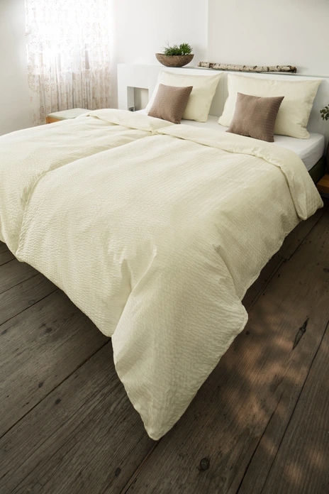 ERWIN M. LUSINI Mallorca Pillow Cover, 100% Cotton Seersucker, 80 x 80 cm, Champagne Beige, Hotel Closure, OEKO-TEX Standard 100, Easy-Care