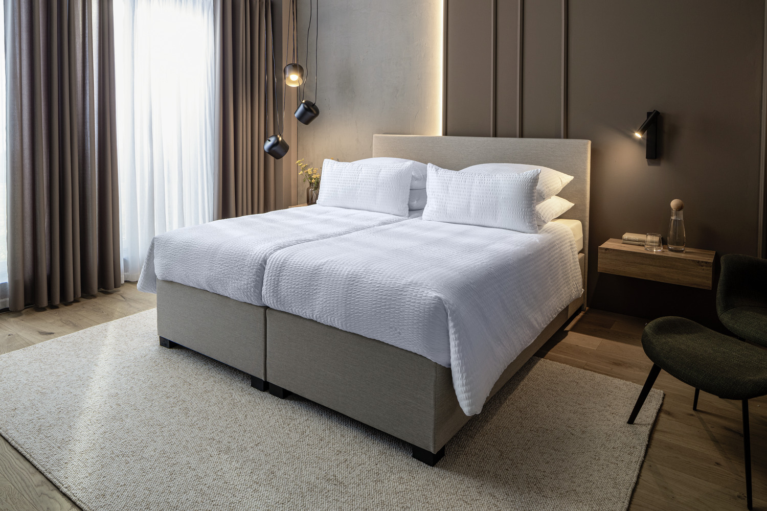 Lusini Mallorca Pillow Cover, 100% Cotton Seersucker, 60 x 80 cm, White, Hotel Closure, Temperature-Regulating, Easy-Care, OEKO-TEX Standard 100