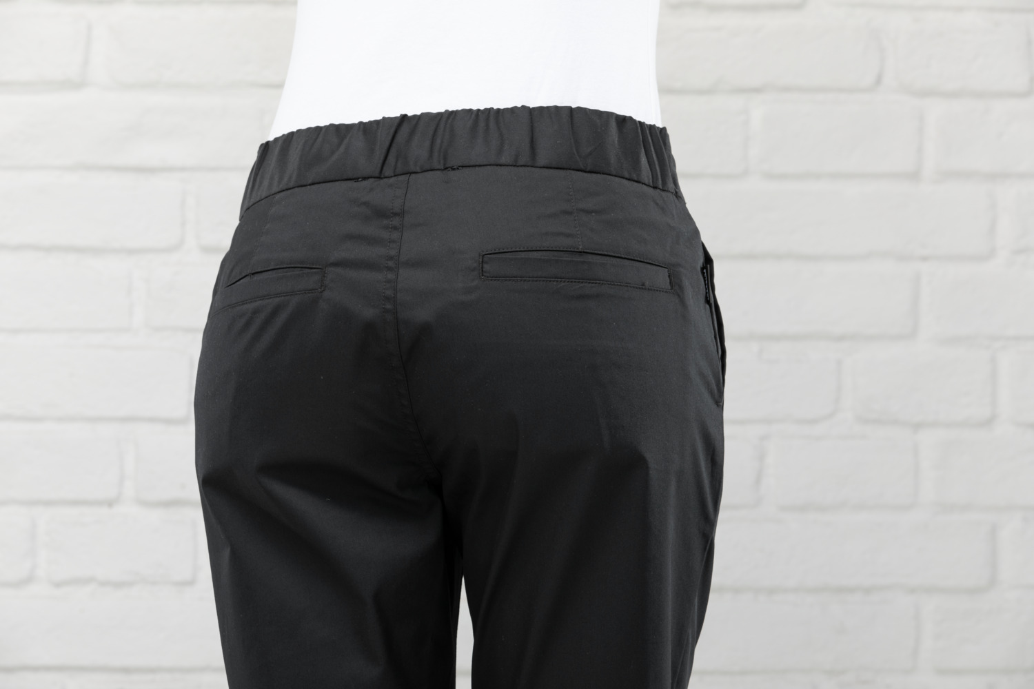 Jobeline Sweatpant Women's Chef Trousers, Cotton-Polyester Blend, Elasticated Waistband with Drawstring, Tapered Leg, Black, Size 40
