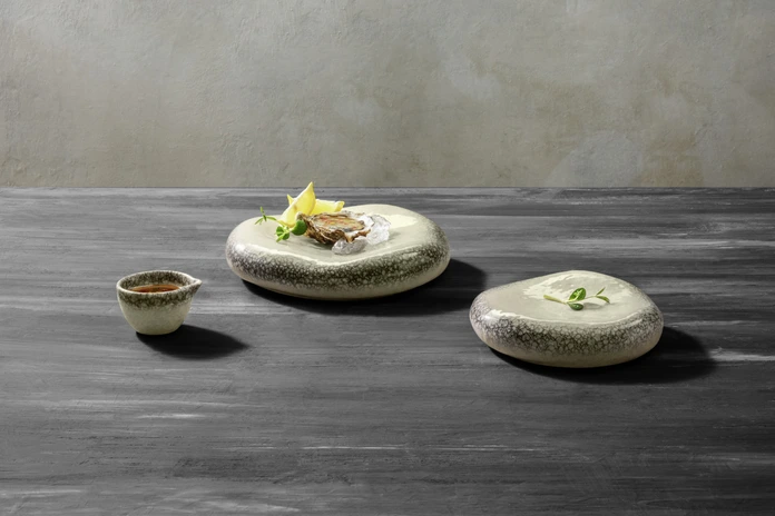 Set de 3 piese Farfurii Decorative din Porțelan VEGA Nagoya, Design Organic Inspirație Japoneză, Alb/Gri, 22x22x5 cm