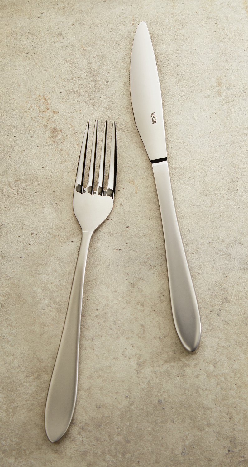 Set de 12 piese Furculita de masa Vega Salerno matt, Otel inoxidabil 18/10 crom-nichel, Argintiu, 20.2 cm, Rezistenta la spalare masina
