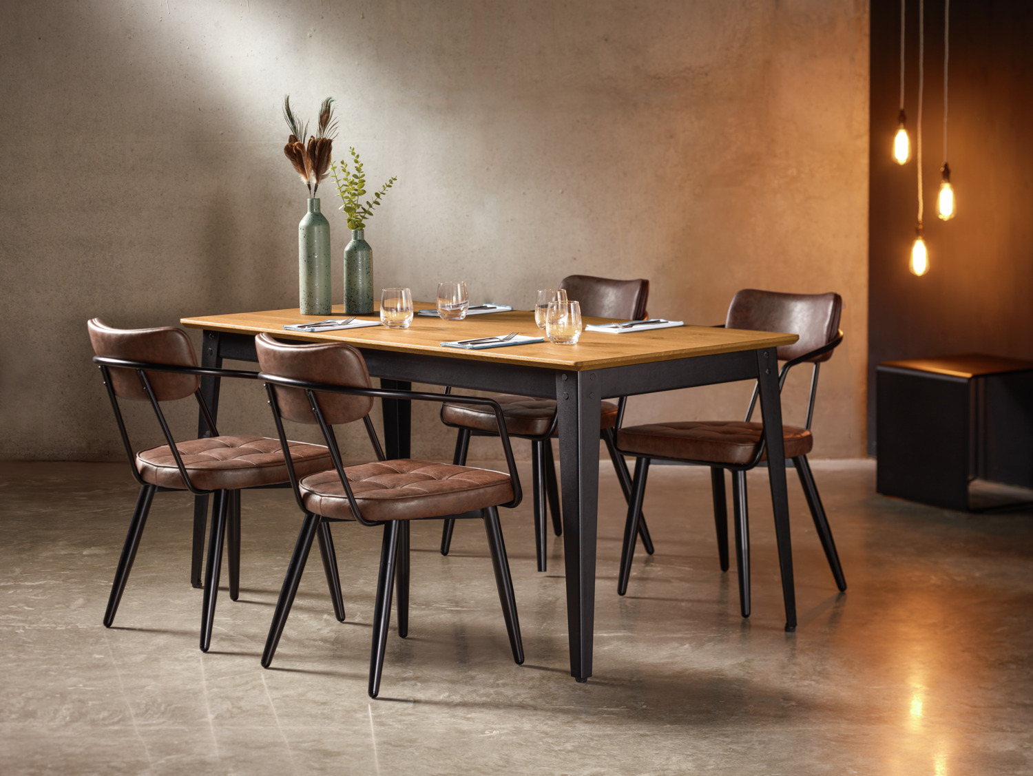 Masa de Dining VEGA Acerios, Rectangulara cu Blat din Furnir de Lemn Natural Stejar Wild, Cadru Otel Vopsit in Negru, 160x80x76 cm, Certificare FSC