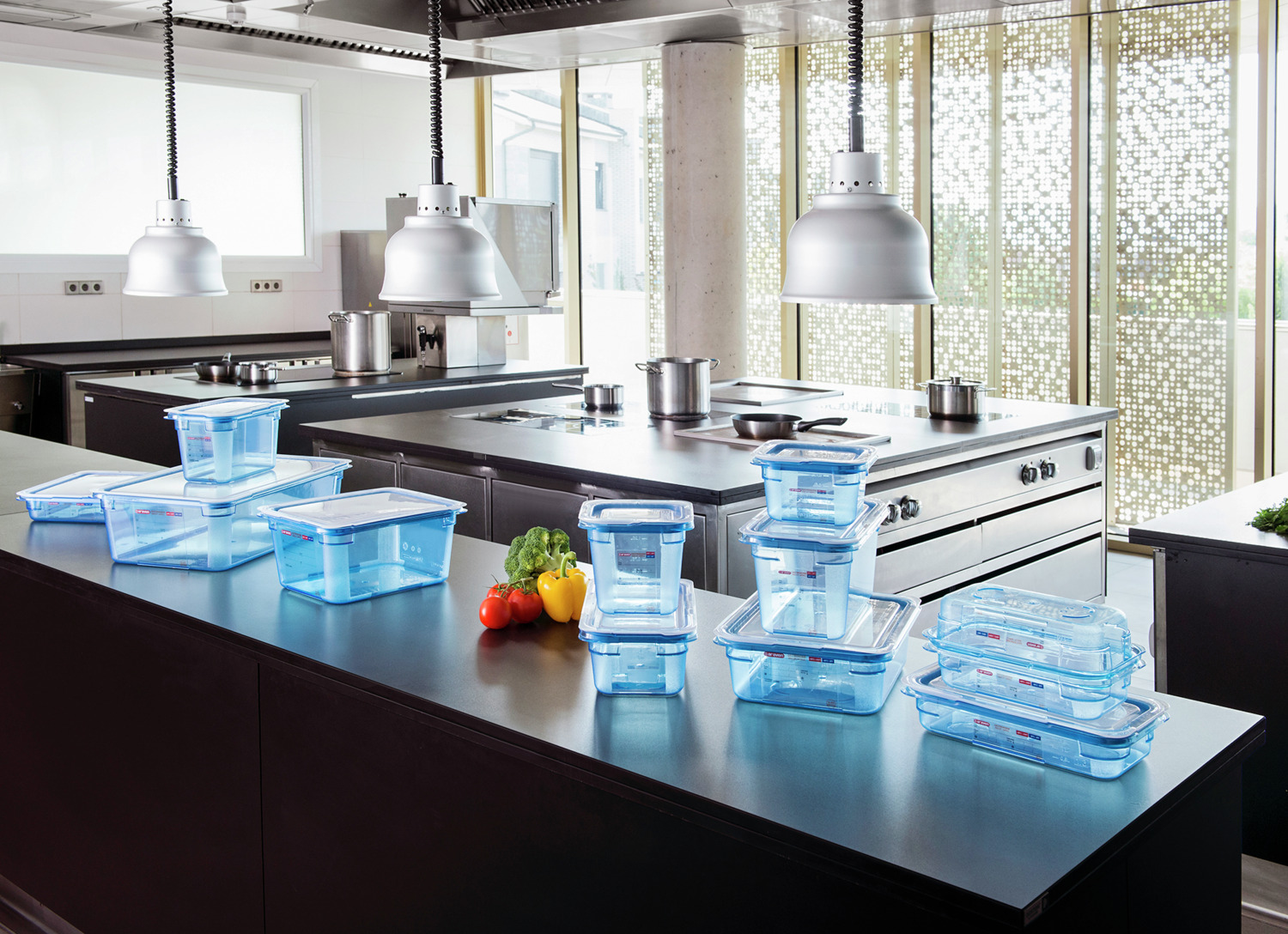 Containor Alimentar Araven Gastronorm GN, 5.4 L, Plastic ABS, 32.5 x 17.6 x 15 cm, Fara BPA, Eticheta de Trasabilitate HACCP, Margini Rotunjite, -40 la +80 C, Spalabil la Masina