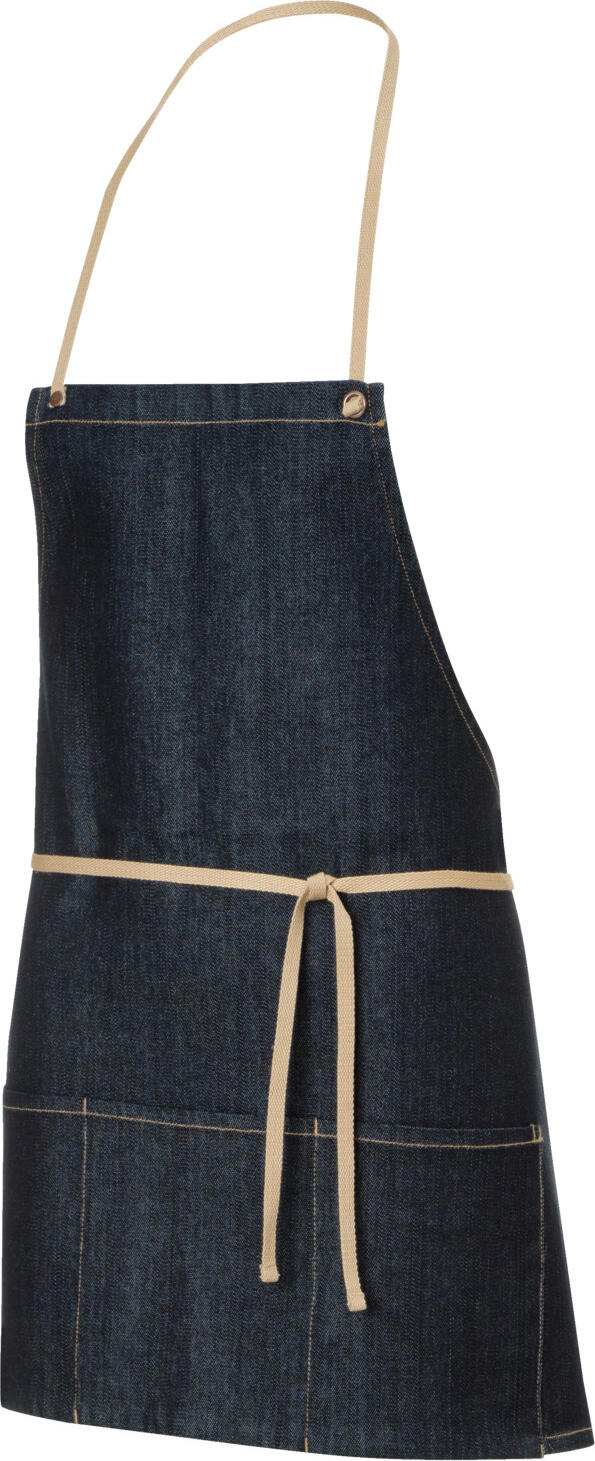 JOBELINE LUSINI Solutions GmbH Denim bib apron Taras 64x80 cm (LxW) Jeanslatzschürze Taras 64x80 cm (LxB) Denim bib apron Taras 64x80 cm (LxW); 64x80 cm (LxW); denim Jeanslatzschürze Taras 64x80 cm (LxB); 64x80 cm (LxB); denim 100 % cotton. 185 g/m². 40 °C wash. Trendy bib apron in a classic jeans look with a three-part, large patch pocket made of hard-wearing denim. The length of the beige grosgrain ribbon at the neck can be universally adjusted using the eyelet. The waist band is also made of beige grosgrain ribbon. Pocket dimensions: 3 pockets each 20.5x16 cm (LxW). 100 % Baumwolle. 340 g/m². 40°-Wäsche. Trendige Latzschürze im klassischen Jeans-Look mit dreigeteilter, großer aufgesetzter Tasche aus strapazierfähigem Denim. Das beigefarbene Ripsband im Nacken ist in der Länge durch die Öse universell einstellbar. Das Taillenband ist ebenfalls aus beigefarbenem Ripsband gearbeitet. Taschenmaße: 3 Taschen je 20,5x16 cm (LxB)