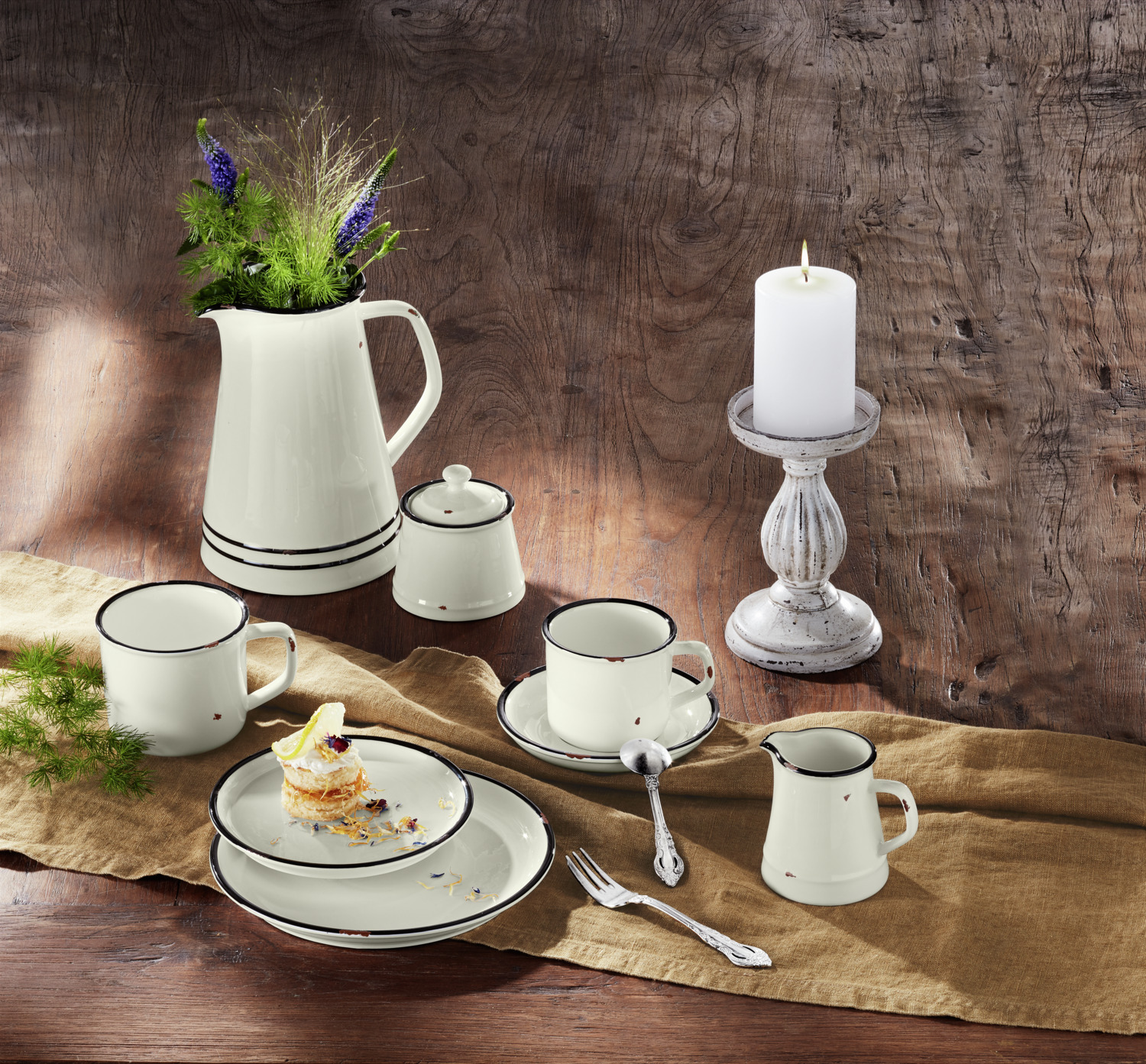 Set cana de lapte si sugar bowl VEGA Liron rotund din porțelan, design retro, alb crem cu margine neagra, cana 250ml si bol pentru zahăr 200ml cu capac, rezistent la mașina de spălat vase și cuptor cu microunde