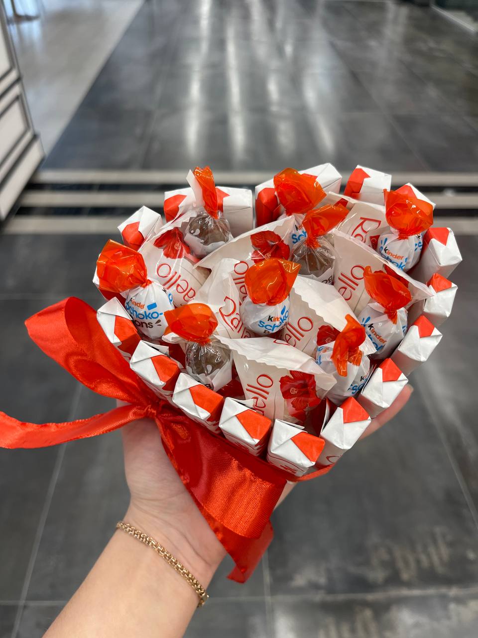 Kinder raffaello inima XS