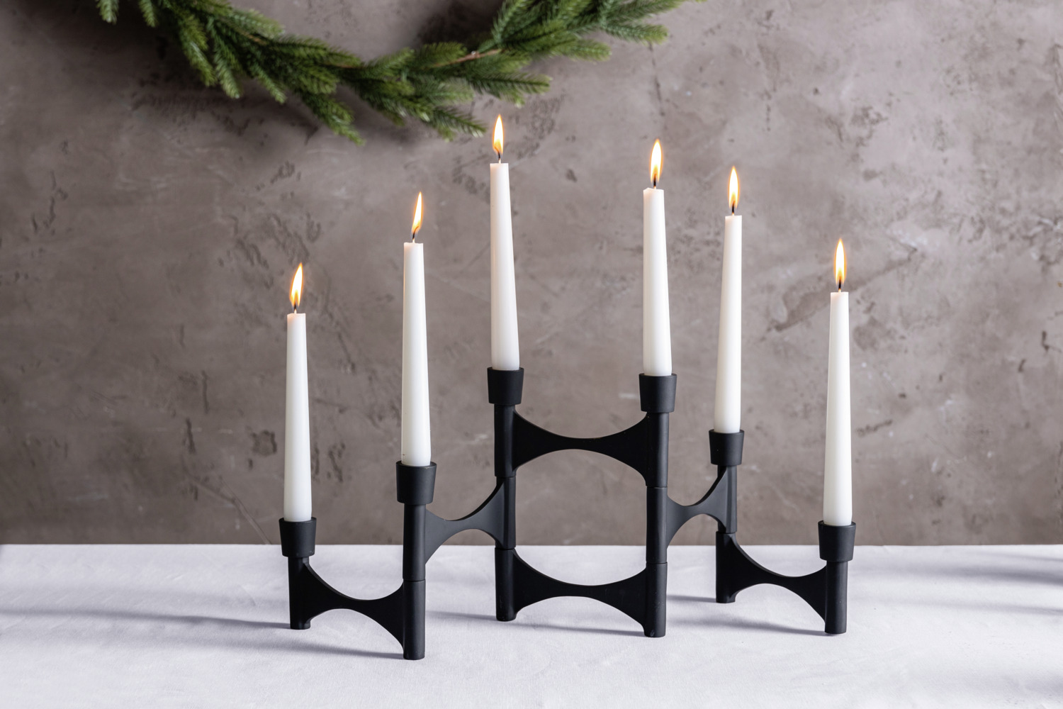 Suport pentru lumânari Vega Aarany Set de 6 piese, Design Modular Pliabil din Aluminiu Turnat, Negru, 20 x 23.5 cm, Decor Robust