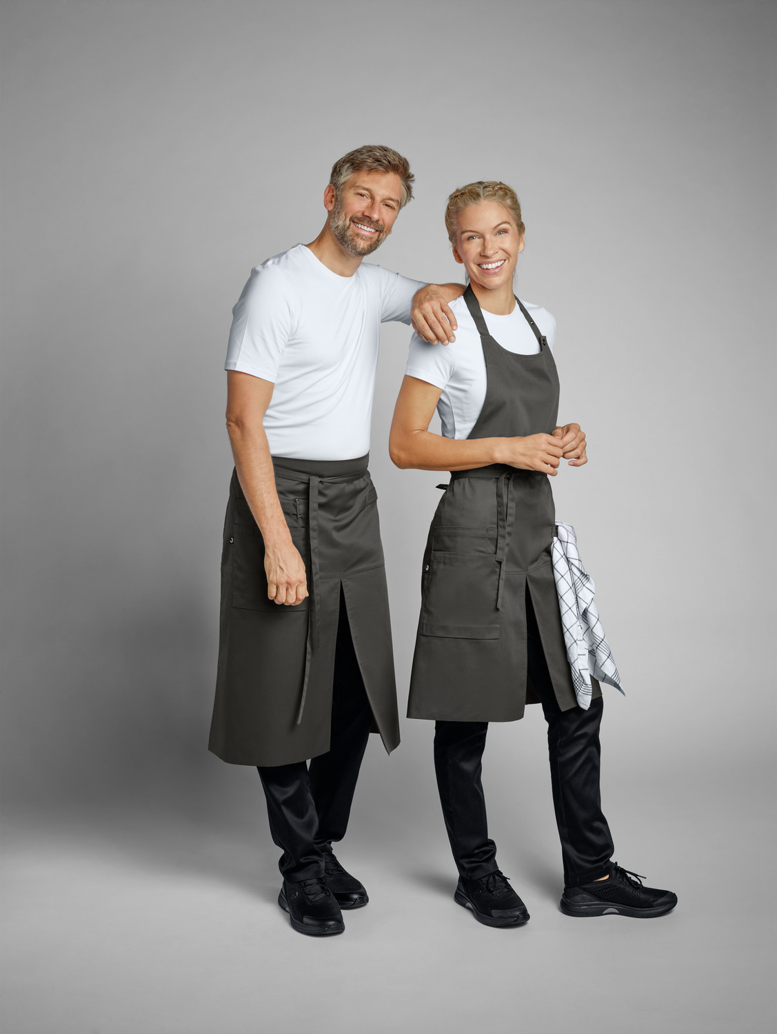 Jobeline Juno Bib Apron, 88x80 cm, Gray-Brown, 65% Polyester 35% Cotton, Double Pocket with Pen Slot, Adjustable Neckband, OEKO-TEX Standard 100