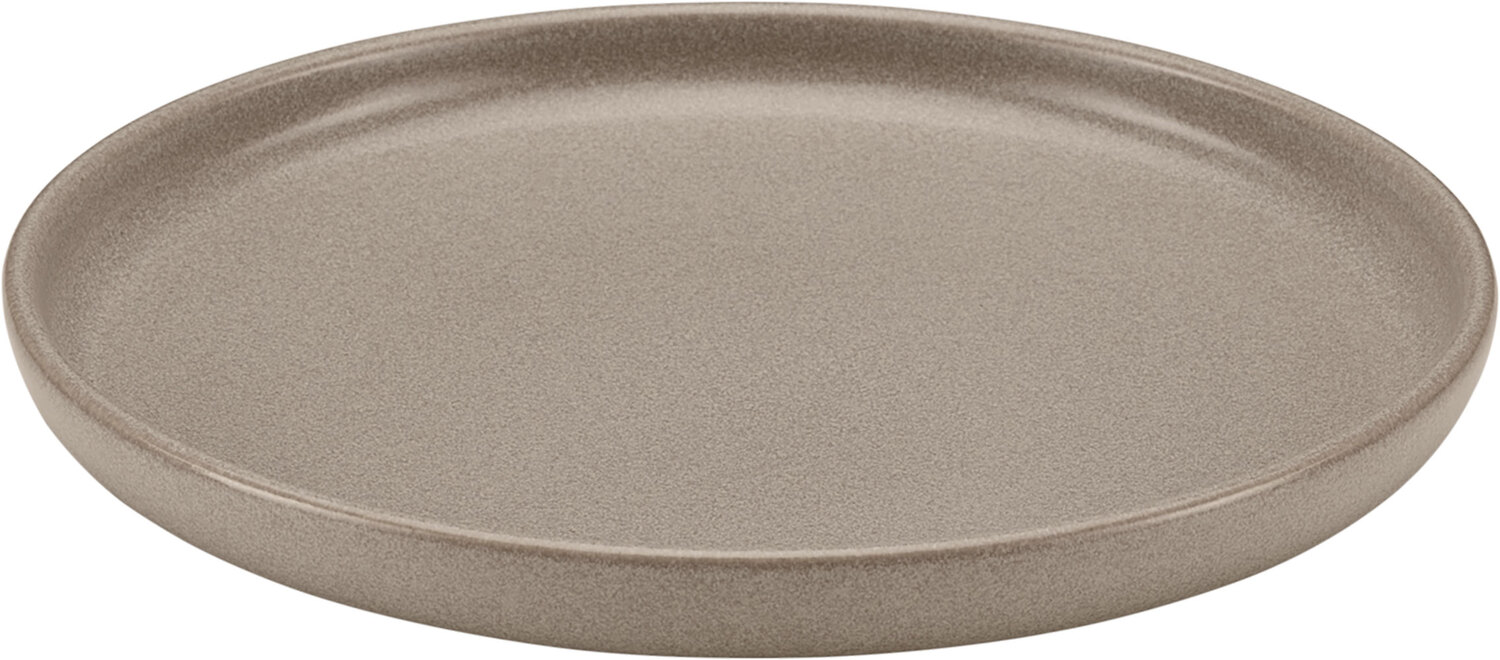 Playground BHS tabletop AG Flat plate Elements Teller flach Elements Flat plate Elements; 22x2.6 cm (ØxH); sand; round; 6 piece / pack Teller flach Elements; 22x2.6 cm (ØxH); sand; rund; 6 Stück / Pack The clean and simple lines of Elements embody the trend for natural-looking products that showcase fresh, colorful, plant-based cuisine. Sand is a soft and natural semi-matt glaze that provides an unobtrusive surface for fresh food. Die klaren und einfachen Linien von Elements verkörpern den Trend zu natürlich wirkenden Produkten, die die frische, farbenfrohe und pflanzliche Küche in Szene setzen. Sand ist eine weiche und natürliche, halbmatte Glasur, die eine unaufdringliche Oberfläche für frische Lebensmittel bietet.