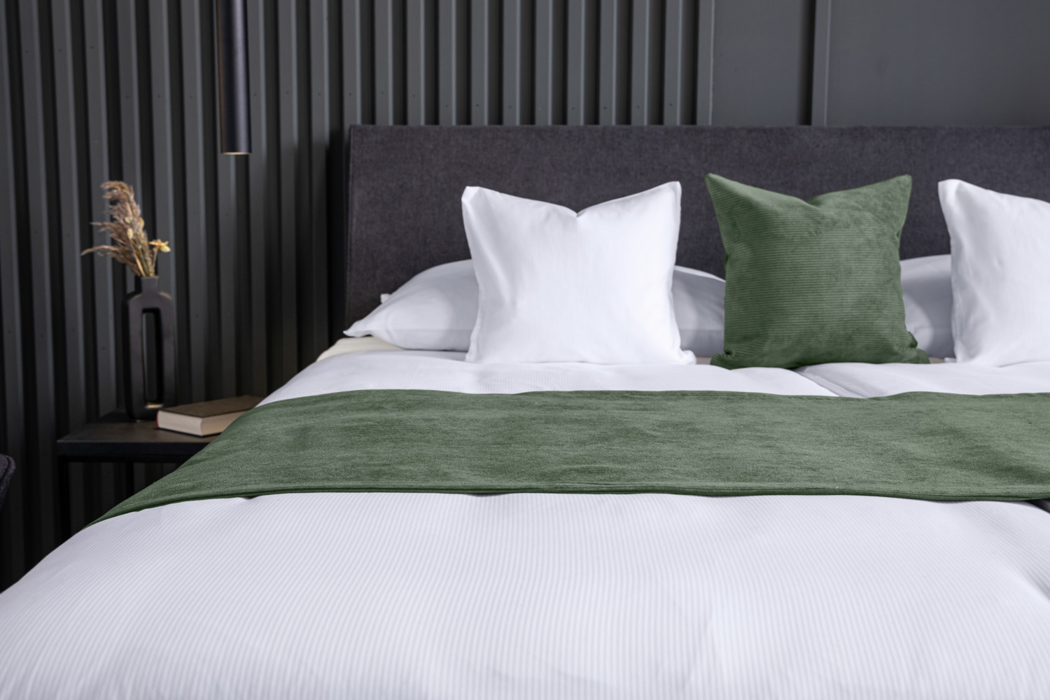 LUSINI Solutions GmbH Emmen Pillow Cover, 60x80 cm, White, 100% Mercerized Combed Cotton Damask, 350 TPI, Hotel Closure, OEKO-TEX Standard 100