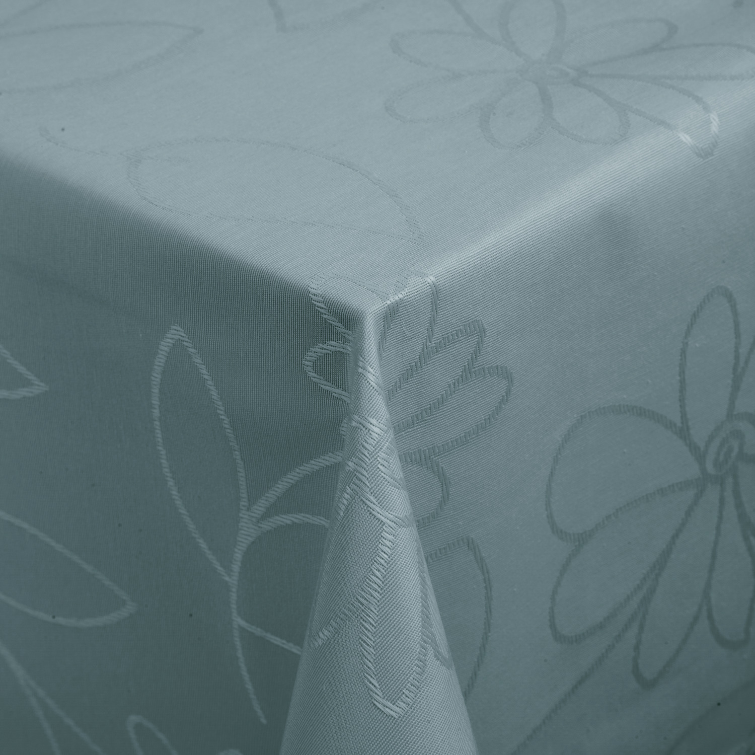 ERWIN M. LUSINI Solutions GmbH Tablecloth Floralie angular Tischdecke Floralie eckig Tablecloth Floralie angular; 80x80 cm (WxL); smoky blue; square Tischdecke Floralie eckig; 80x80 cm (BxL); rauchblau; quadratisch 55% polyester, 45% cotton. Weight approx. 190 g/m². Wipeable tablecloth with jacquard floral design. Dirt-repellent acrylic surface finish on the back of the fabric. Suitable for protected outdoor areas. Particularly easy to clean, durable and hard-wearing. Iron at a low temperature to maintain the surface seal. 55 % Polyester, 45 % Baumwolle. Gewicht ca. 190 g/m². Abwischbare Tischdecke mit Jacquard-Blumendessin. Schmutzabweisende Acrylat-Oberflächenversiegelung auf der Geweberückseite. Für den geschützten Außenbereich geeignet. Besonders pflegeleicht, langlebig und strapazierfähig. Zur Pflege der Oberflächenversiegelung bei niedriger Temperatur bügeln.