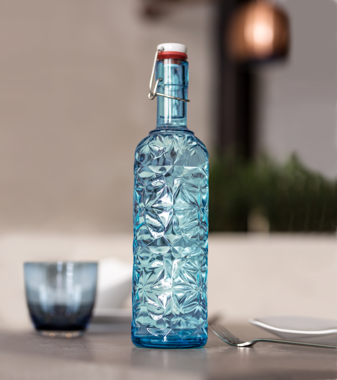 Bormioli Rocco Oriente Swing-top Bottle, 1.05l, Blue Solid Colored Glass, Stainless Steel Stopper, Dishwasher Safe, Set of 6