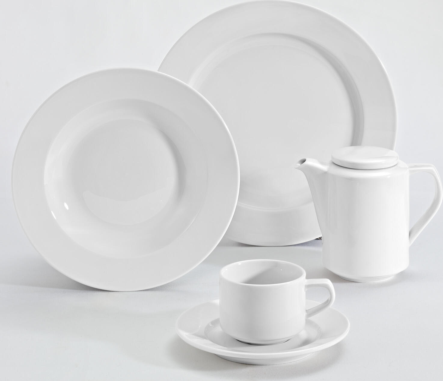 VEGA Smart basic Sauce Boat Saucer, White Porcelain, Oval, 23.5 x 19 cm, Dishwasher and Microwave Safe, Stackable, Set of 4