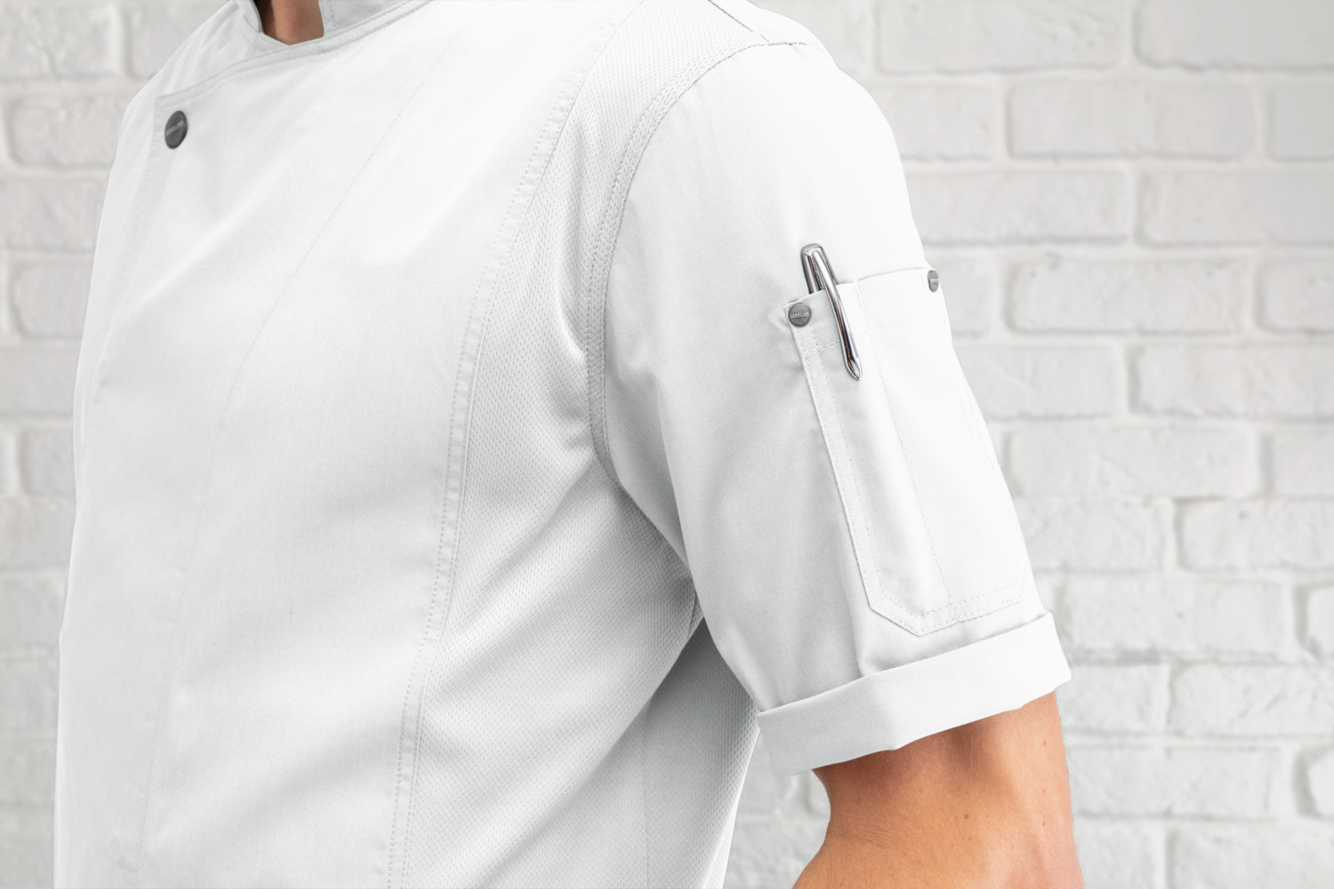 Jobeline Carter Women's Short Sleeve Chef Jacket, White, 65% Polyester 35% Cotton, Breathable Mesh Inserts, Concealed Snap Placket