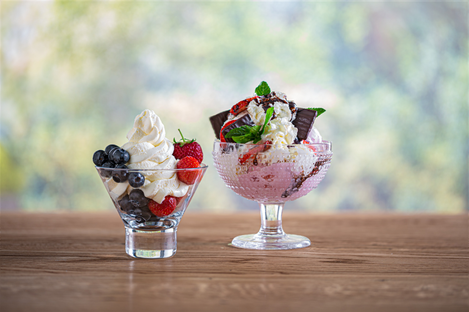 Bormioli Rocco Ypsilon Ice Cream and Dessert Cups, 380ml Glass Sundae Bowls, Transparent, Set of 12 Pieces