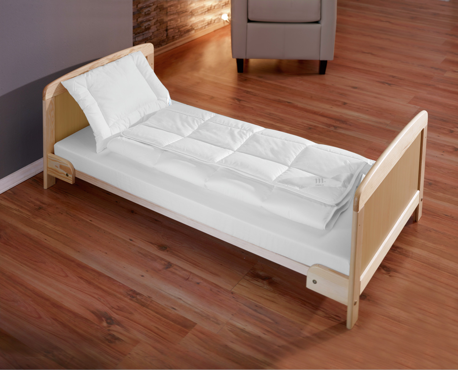 ERWIN M. Profiwash Fiber Summer Duvet, White, 100x135 cm, Hypoallergenic Polyester Filling, Cotton Blend Cover, Boil-proof 95°C, OEKO-TEX Standard 100