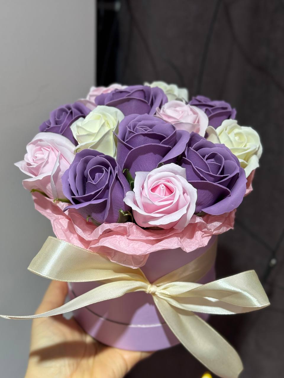 Buchet din 13 trandafiri