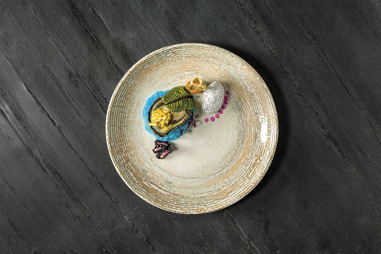 Bonna Patera Flat Plate Set of 6, 30 cm Porcelain Round Dinner Plates, White/Beige Vintage Design, Rimless, Dishwasher and Microwave Safe