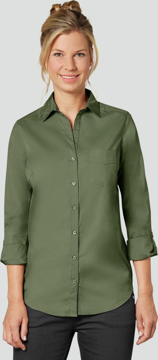 JOBELINE LUSINI Solutions GmbH Women's blouse Mik long sleeve Damenbluse Mik Langarm Women's blouse Mik long sleeve; Size 50; olive Damenbluse Mik Langarm; Kleidergröße 50; oliv Slightly waisted women's blouse with long roll-up sleeves and chest pocket. Modern cut, available in many colors. Easy iron. 65 % cotton, 35 % polyester. 40 °C wash. Back length: 66 cm at size 36. Leicht taillierte Damenbluse mit langen Roll-up-Ärmeln und Brusttasche. Moderner Schnitt, in zahlreichen Farben erhältlich. Bügelleicht. 65 % Baumwolle, 35 % Polyester. 40°-Wäsche. Rückenlänge: 68 cm bei Gr. 36.