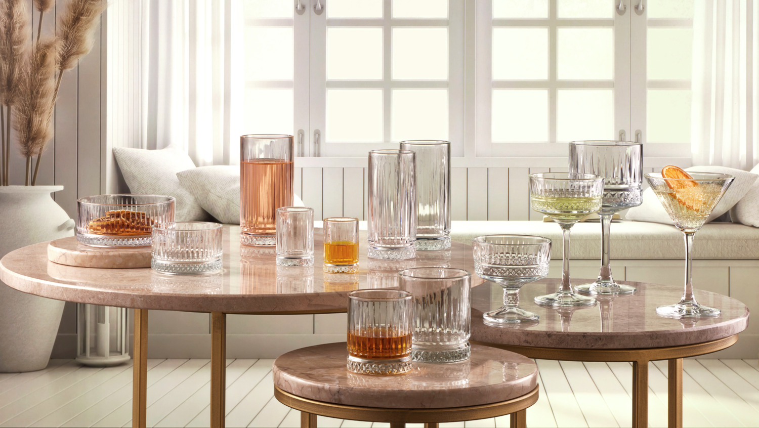 Pasabahçe Pasabahce Cam Sanayii ve Tic. A.S. Sisecam Genel Merkezio Shot glass Elysia Schnapsglas Elysia Shotglas Shot glass Elysia  ; 60 ml, 4.55x6.6 cm (ØxH); transparent; 12 piece / pack Schnapsglas Elysia Shotglas; 60 ml, 4.55x6.6 cm (ØxH); transparent; 12 Stück / Pack Schnapps glass with an attractive relief pattern on the outside. With an ice compartment. Dishwasher-safe. Schnapsglas mit attraktivem Relief an der Außenseite. Mit Eisboden. Spülmaschinenfest.