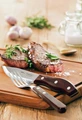 Набор из 6 предметов Вилок для стейка Vega Jumbo Picanha, нержавеющая сталь 18/10, зеркальная полировка, ручка Polywood коричневого цвета, 22 см