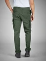JOBELINE LUSINI Solutions GmbH Men's chef trousers Cargo Ripstop Herren Kochhose Cargo Ripstop Men's chef trousers Cargo Ripstop; Size 64; dark olive Herren Kochhose Cargo Ripstop; Kleidergröße 64; dunkeloliv 64% polyester, 34% cotton, 2% spandex. 230 g/m². 60°C wash. Sporty men's chef trousers made from a functional and slightly elastic ripstop fabric. With two large patch cargo pockets on the legs and a comfortable elasticated waistband at the back. Also with two buttoned back pockets, side slit pockets and belt loops on the waistband. Comfortable rise with a slightly tapered leg. Inside leg length: 80 cm for size 50. 64 % Polyester, 34 % Baumwolle, 2 % Elasthan. 230 g/m². 60°-Wäsche. Sportive Herrenkochhose aus einem funktionalen und leicht elastischen Ripstop-Gewebe. Mit zwei großen aufgesetzten Cargotaschen auf den Beinen und komfortablem Dehnbund im Rückenteil. Zudem mit zwei geknöpften Gesäßtaschen, seitlichen Einschubtaschen und Gürtelschlaufen am Bund. Bequeme Leibhöhe mit leicht schmal zulaufendem Bein. Innenbeinlänge: 80 cm in Gr. 50