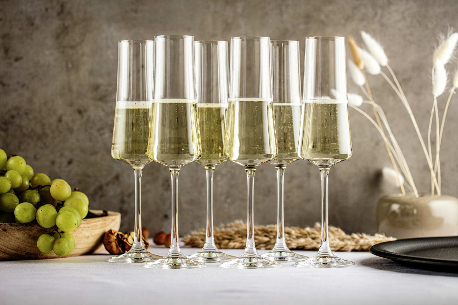 Vega Victoria Champagne Glasses, High Quality Crystal Sparkling Wine Glass, 210ml, 26.5cm Height, Transparent, Dishwasher Safe, Set of 6