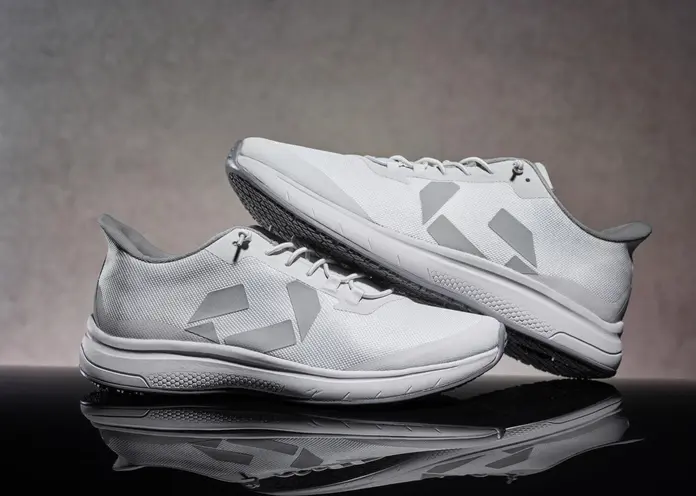 Jobeline Explorer Unisex Work Shoes, O1 Protection Class, Non-slip SR Rubber Sole, Breathable Mesh, Lightweight Service Sneakers, White, EU 37
