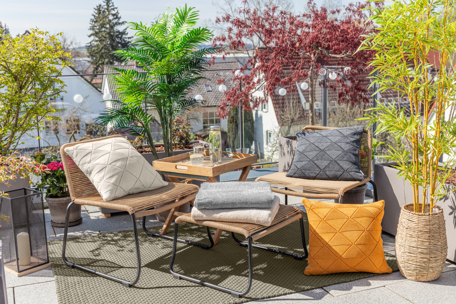 Husa Perna Decorativa MAGMA Senna, Mustard, 50x50 cm Patrata, Tricot din Bumbac 100% cu Model Hash, Fermoar, Fara Umplutura