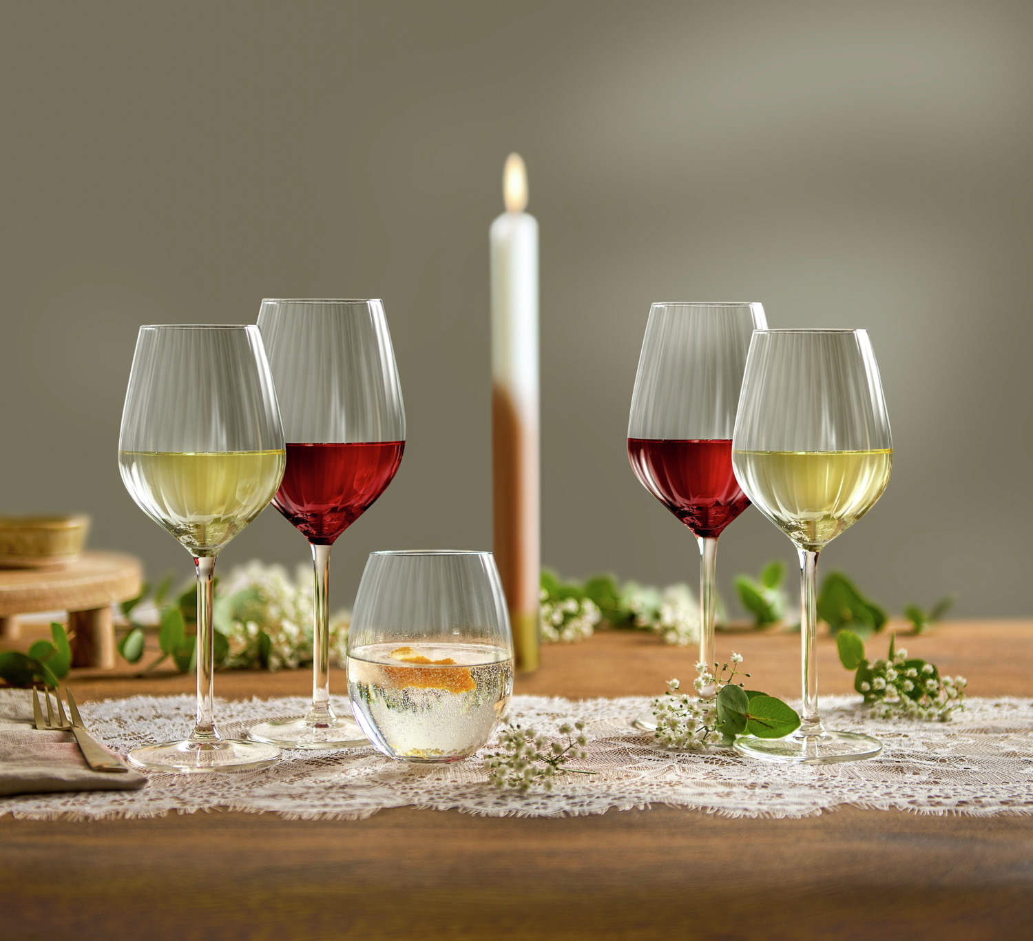 Pahare pentru apa Royal Leerdam Adora, 410 ml cu caneluri verticale, Sticla Transparenta, Set de 6 piese