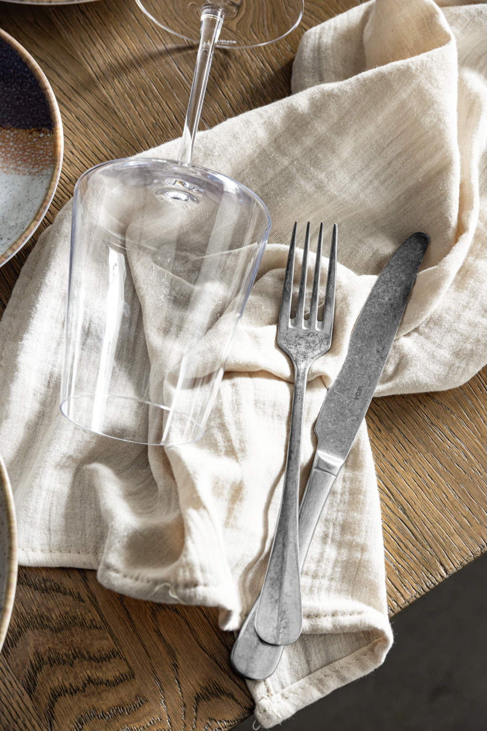 VEGA Memory Table Fork Set of 12, 18/10 Chrome-Nickel Stainless Steel, Patinated Effect Finish, 20.1 cm, Dishwasher Safe, Silver