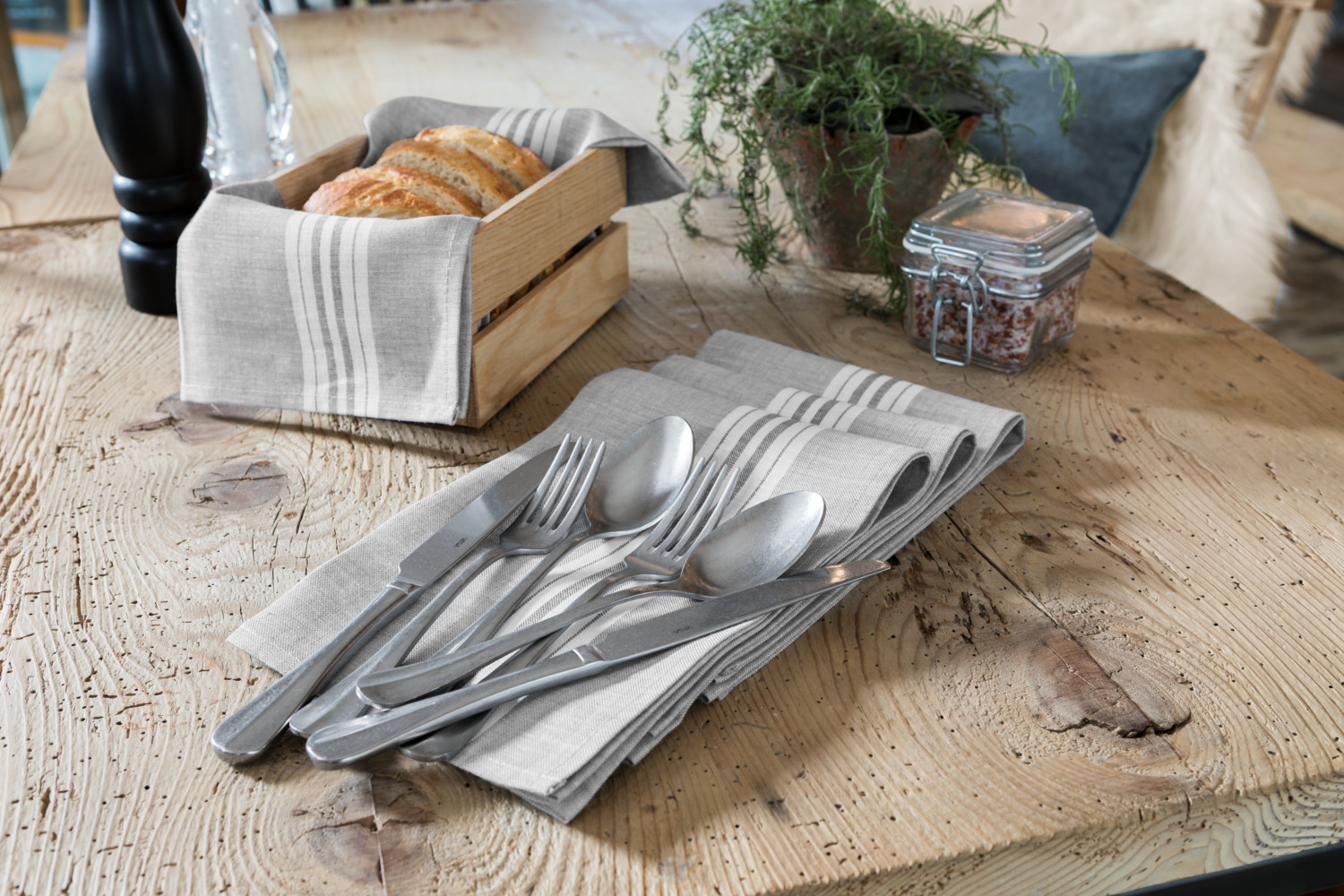 VEGA Memory Table Fork Set of 12, 18/10 Chrome-Nickel Stainless Steel, Patinated Effect Finish, 20.1 cm, Dishwasher Safe, Silver