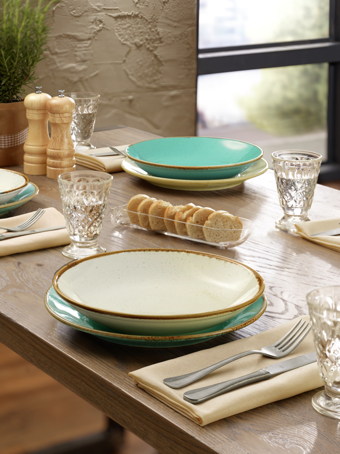 Set de 6 farfurii plate din porțelan VEGA Sidina, Formă Rotundă Coupe, 28 cm, Bej, Rezistente la Mașina de Spălat Vase și Cuptorul cu Microunde