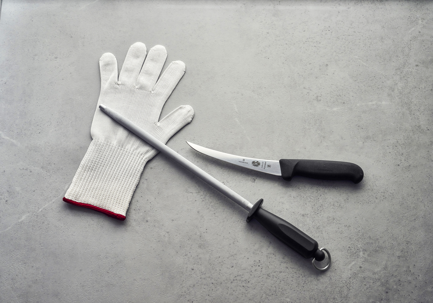 Victorinox Butcher's Honing Steel 7.8523, 30 cm, Fine Pull, Oval Shape, Chrome Plated Steel with Ergonomic Non-Slip Black Plastic Handle