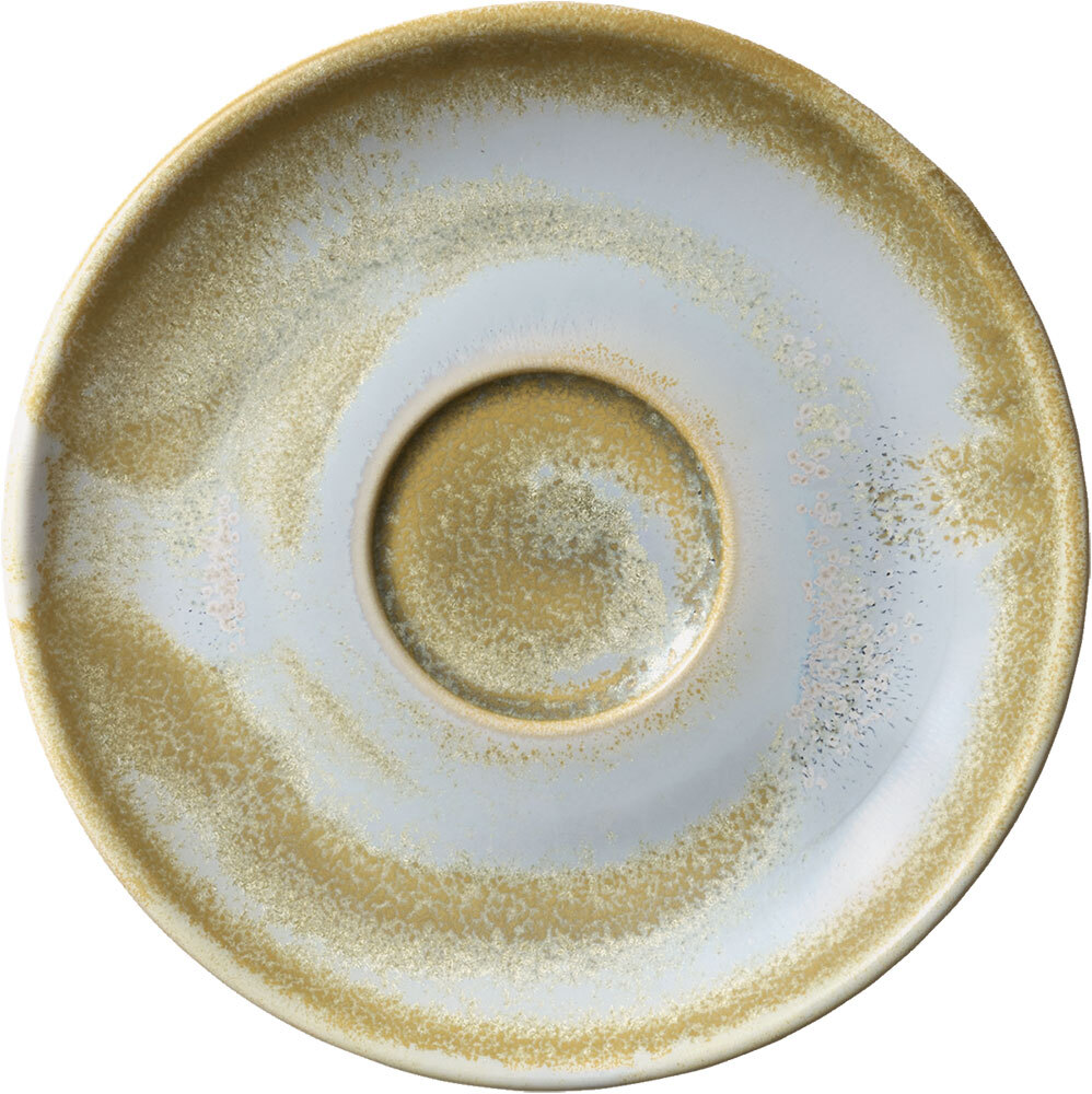 HEART&SOUL BHS tabletop AG Saucer Perfect Match Breeze Untertasse Perfect Match Breeze Saucer Perfect Match Breeze; 11.5x1.2 cm (ØxH); golden/light-blue/white; round; 6 piece / pack Untertasse Perfect Match Breeze; 11.5x1.2 cm (ØxH); gold/hellblau/weiß; rund; 6 Stück / Pack This series is made of high-quality porcelain and impresses with its modern yet timeless look. The light green color gives your table a fresh and appealing look. Another highlight is its dishwasher-safe feature, which saves you the hassle of washing up by hand. You can easily clean the bowls in the dishwasher. Diese Serie wird aus hochwertigem Porzellan hergestellt und überzeugen mit ihrer modernen und dennoch zeitlosen Optik. Die hellgrüne Farbe verleiht Ihrem Tisch einen frischen und ansprechenden Look. Ein weiteres Highlight ist ihre spülmaschinengeeignete Eigenschaft, die Ihnen das lästige Abwaschen von Hand erspart. Sie können die Schalen ganz bequem in der Spülmaschine reinigen.